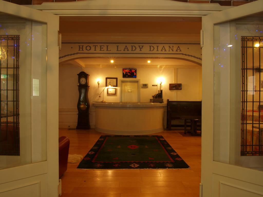 האקובה Hotel Lady Diana & St. Georges מראה חיצוני תמונה